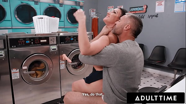 ADULT TIME – Sneaky Public Laundromat With Stranger Fuck For Insatiable Slut Jennifer White!