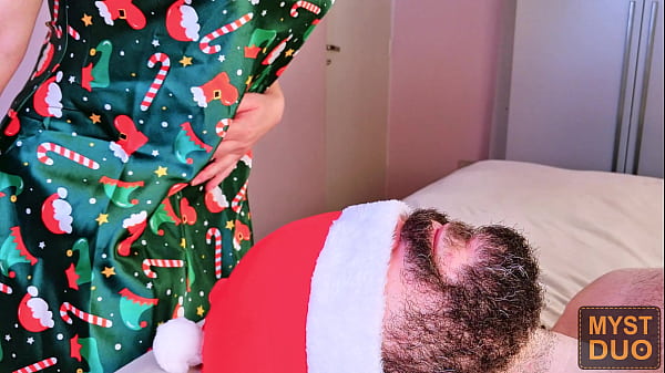 Getting into the Christmas spirit with a nipple orgasm – Myst Duo