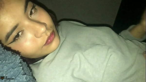 Nunca olvidaré esta succión de polla de mi hermanastra Mafer- Lo hace de una manera increíble!