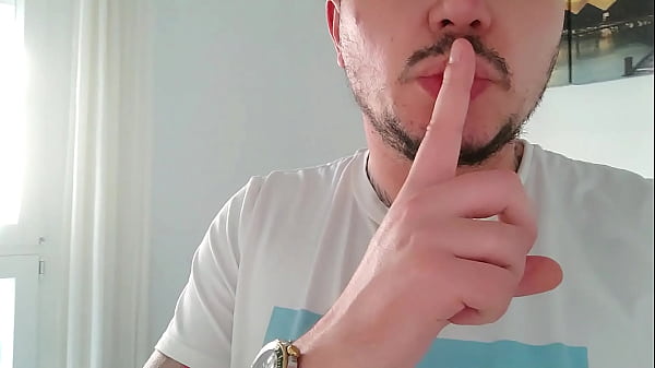 Pov: He pillado a mi Hermanastra Masturbandose y nos hemos corrido juntos !!