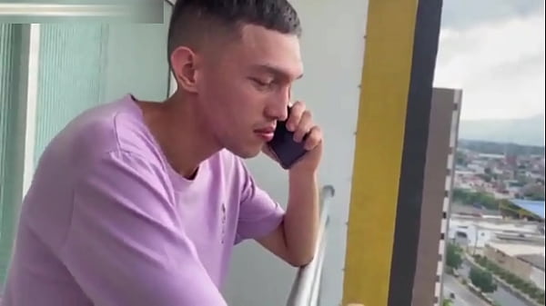 LA CACHONDA DE MI HERMANASTRA ME ENSEÑA A FOLLAR PARA QUE NO QUEDE MAL CON MI NOVIA SE VIENE EN RICO SQUIRT – PORNO CASERO EN ESPANOL