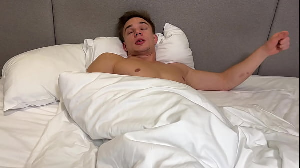 TEST WITH STEP BROTHER BEFORE SEX WITH SANTA