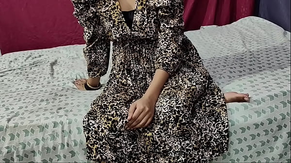 Badi behen ko chote bhai ne apne mote lund ka maza diya.