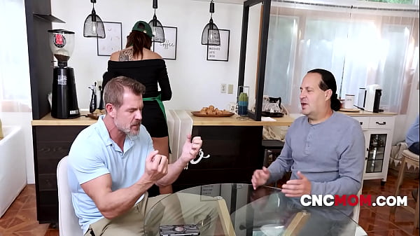 Freeuse Cafe (Tits For Tips) – Cassie Del Isla | CNCMOM