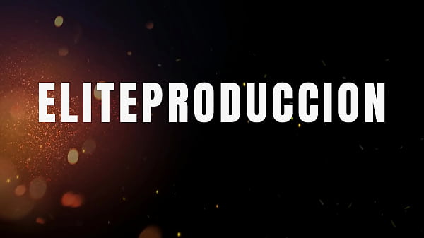 Hermosa latina culona le encanta follar, me pide que le meta todo mi enorme polla por su apretado culo y que le de toda mi rica leche.