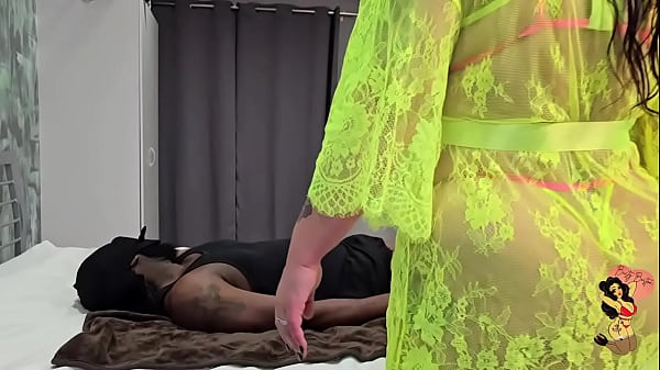 Hotwife Sisters Busty Boston and Sexy Sammie share BBC