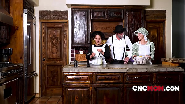 She Screwed Up The Butter & Every Client Got To Freeuse Her – Jessie Rogers | CNCMom