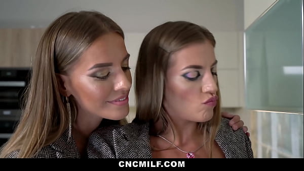 Twin Stepmoms Are Working Hard to To Take Care of Their Stepsons – Cncmilf