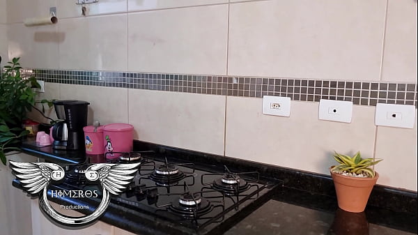 Fiz o Café da manhã pra minhas colegas de Quarto e acabei virando o prato principal COMPLETO NO SHEER/RED