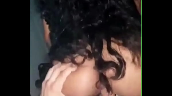 comendo a melhor amiga da minha irmã , gozando muito dentro da novinha