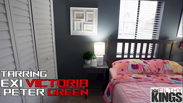 Massage and Sex with My Stepsis